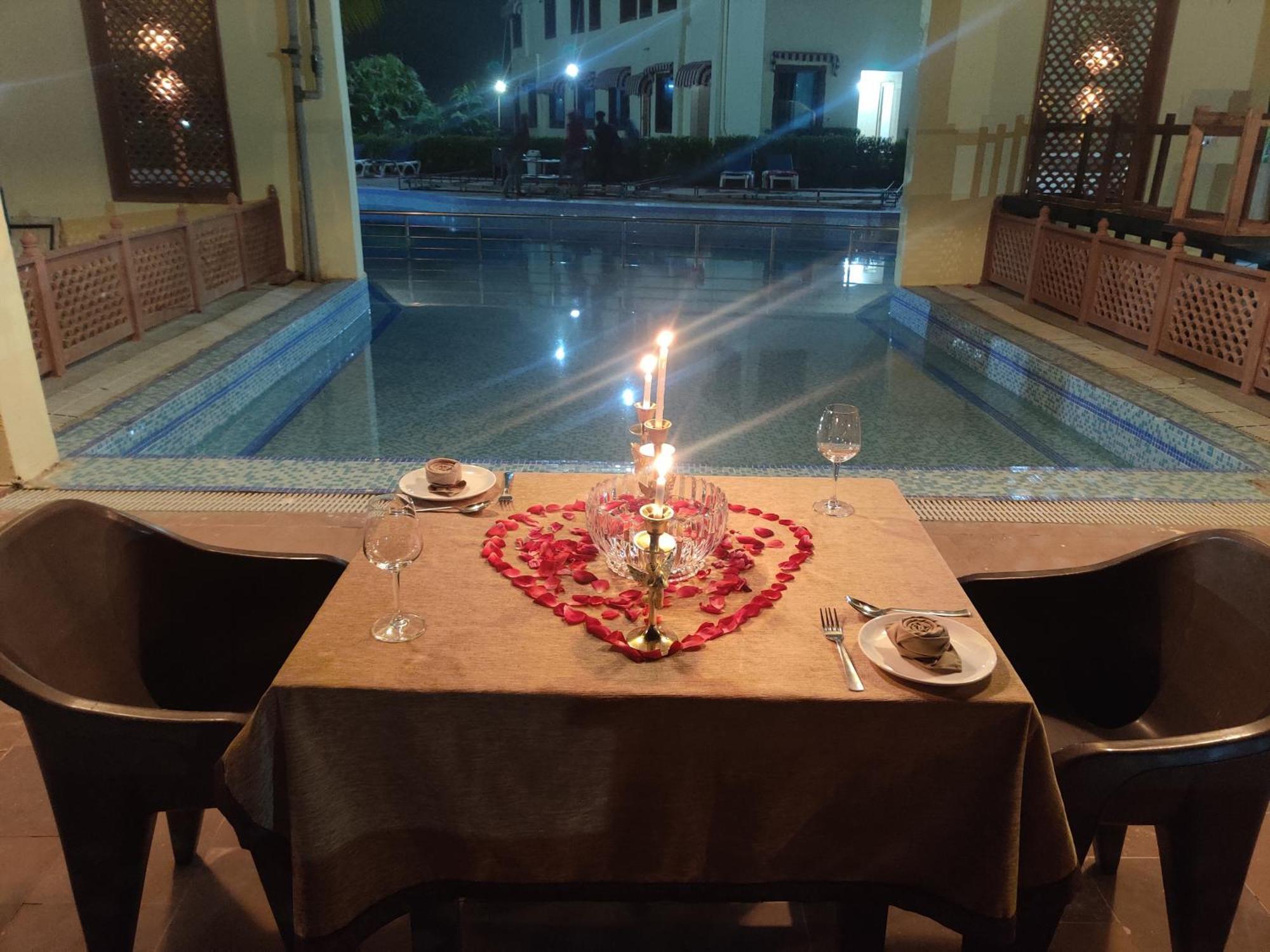 Orchha Club And Resort - Ocr Buitenkant foto