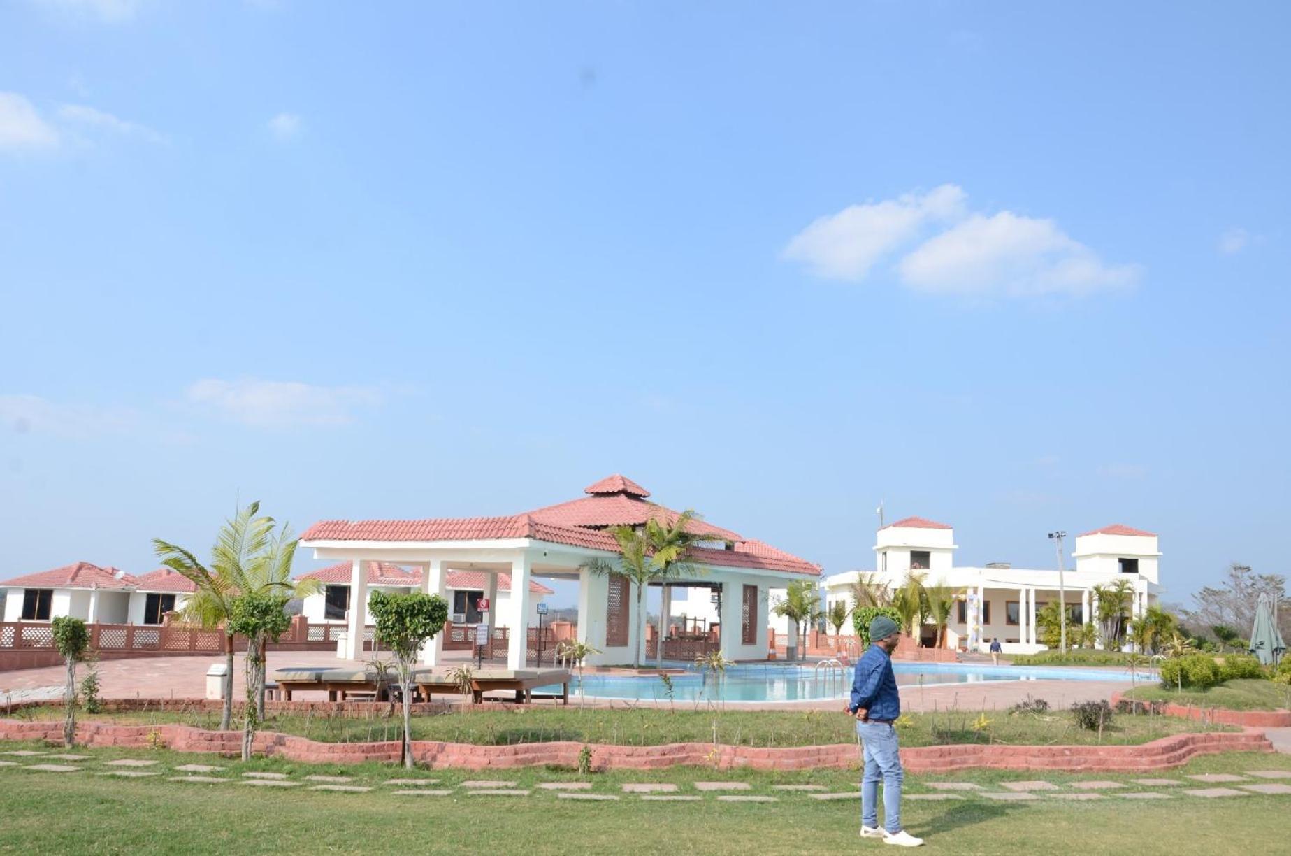 Orchha Club And Resort - Ocr Buitenkant foto